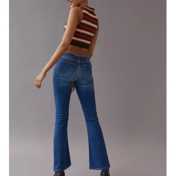 BDG Ultra-Low Rise Flare Jeans – Size 24 (New Without Tags) - Picture 6 of 6